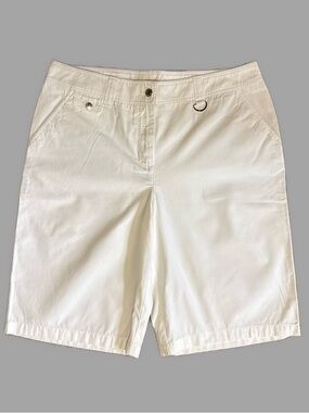 Jones New York Women’s Size 14 White Bermuda Shorts with D‑Ring Detail